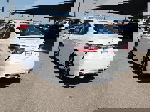 Used 2023 Toyota Camry SE image 12