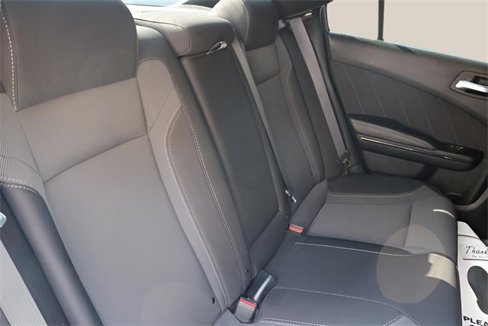 Used 2019 Dodge Charger SXT image 16
