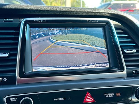 Used 2018 Hyundai Sonata Limited w/ Ultimate Package 02 image 14