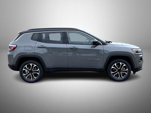 Certified 2023 Jeep Compass Limited image 4
