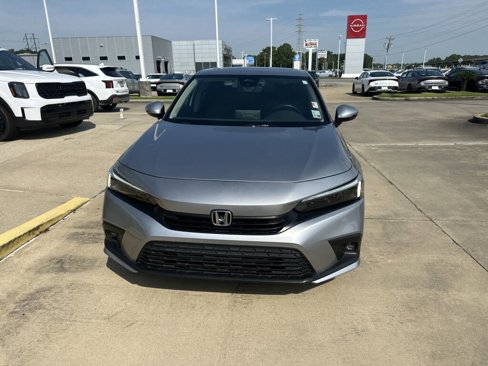 Used 2023 Honda Civic Touring image 2