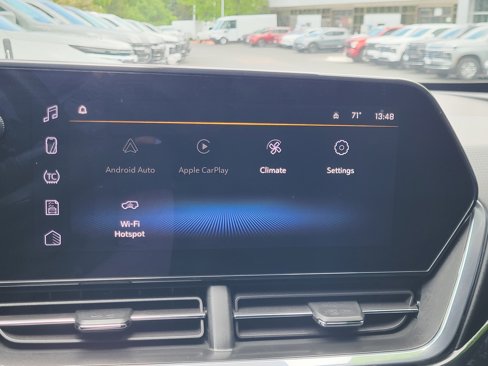 Certified 2024 Chevrolet Trax RS w/ Sunroof Package image 26