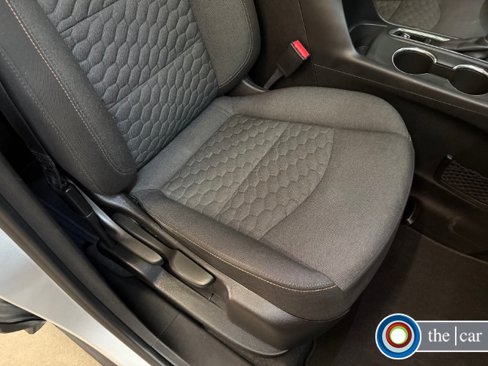 Used 2018 Chevrolet Equinox LT w/ Sun & Infotainment Package image 15