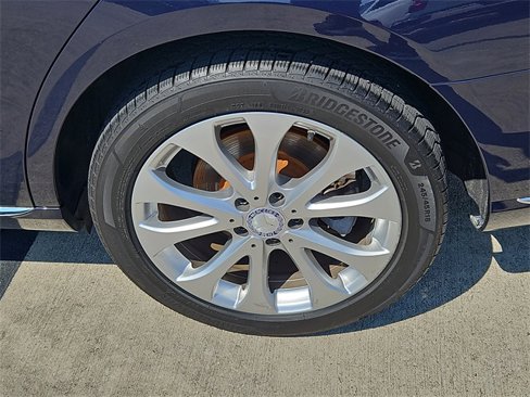 Used 2017 Mercedes-Benz E 300 4MATIC w/ Premium 3 Package image 13
