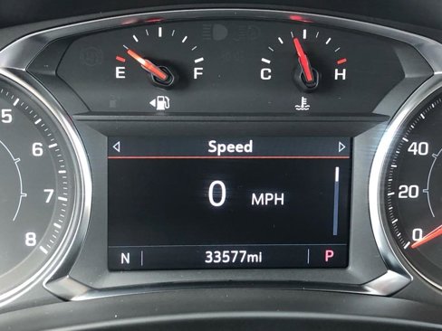 Used 2024 GMC Terrain SLT image 7