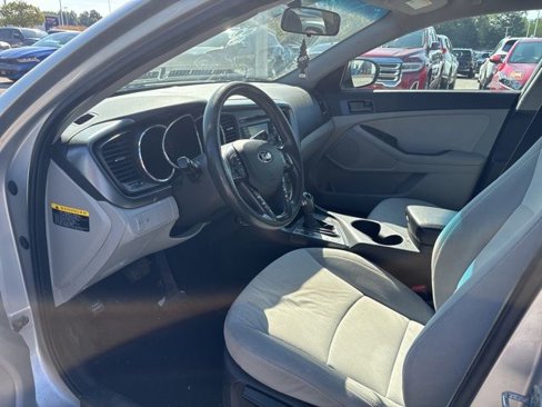 Used 2013 Kia Optima LX image 10