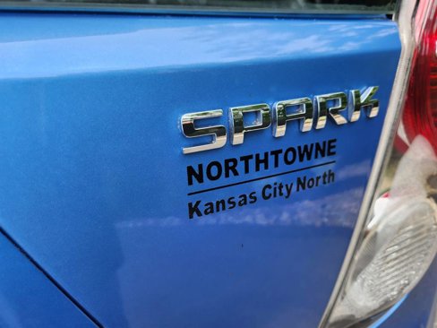 Used 2014 Chevrolet Spark LT image 17