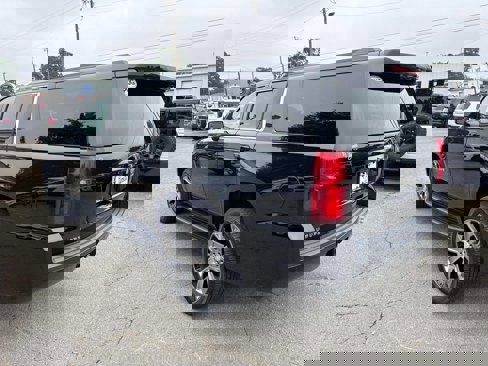 Used 2020 Chevrolet Suburban LS w/ Max Trailering Package image 5