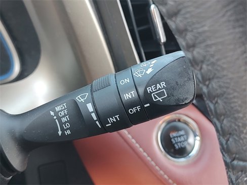 Used 2015 Toyota RAV4 Limited image 25