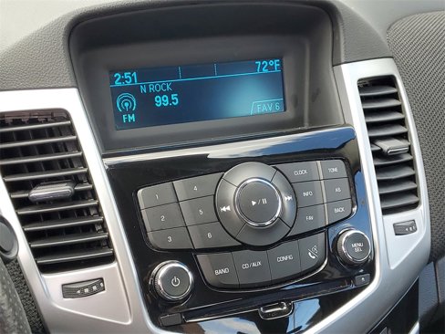 Used 2015 Chevrolet Cruze LT image 22