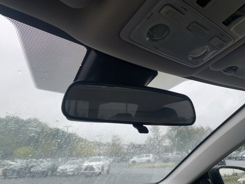 Used 2017 Toyota Corolla LE image 27