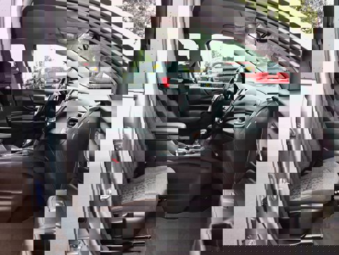 Used 2023 Chevrolet Equinox LT image 25