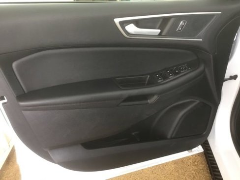 Certified 2024 Ford Edge SEL image 6