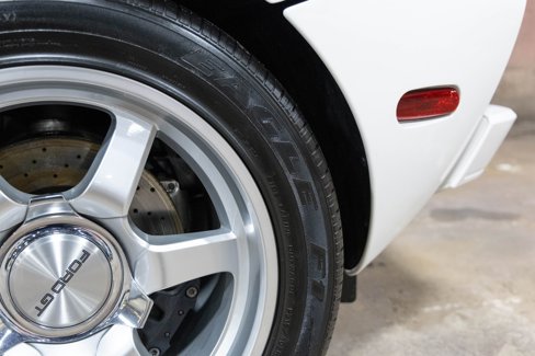 Used 2006 Ford GT image 19