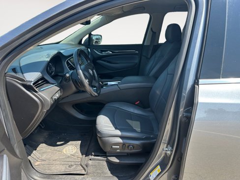 Used 2019 Buick Enclave Essence image 9