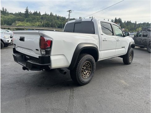 Used 2023 Toyota Tacoma 4x4 Double Cab image 10