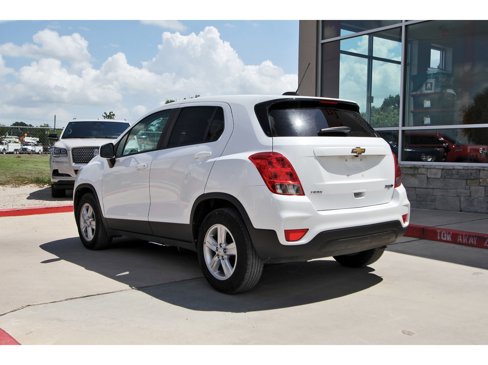 Used 2021 Chevrolet Trax LS w/ Tint and Cruise Package image 4