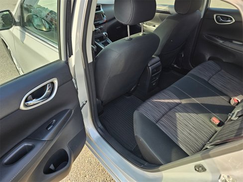 Used 2019 Nissan Sentra SV image 9