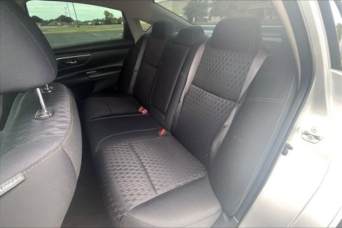 Used 2017 Nissan Altima 2.5 SV image 19