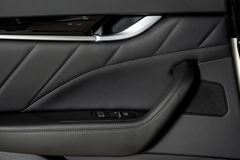 Used 2022 Maserati Levante GT image 59