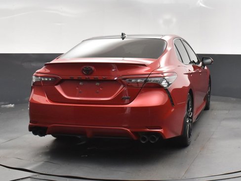 Used 2023 Toyota Camry XSE image 7