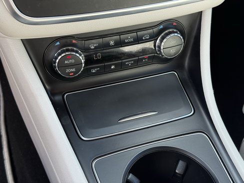 Used 2019 Mercedes-Benz CLA 250 image 23