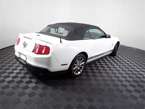 Used 2011 Ford Mustang Premium w/ 202A Rapid Spec Order Code image 14