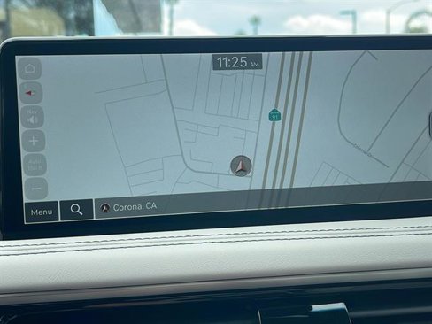 Used 2025 Genesis G70 2.5T image 19