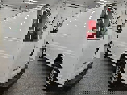 Used 2016 GMC Savana 2500 image 7