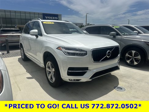 Used 2018 Volvo XC90 T5 Momentum image 1