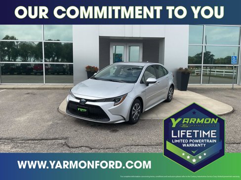 Used 2021 Toyota Corolla LE image 1