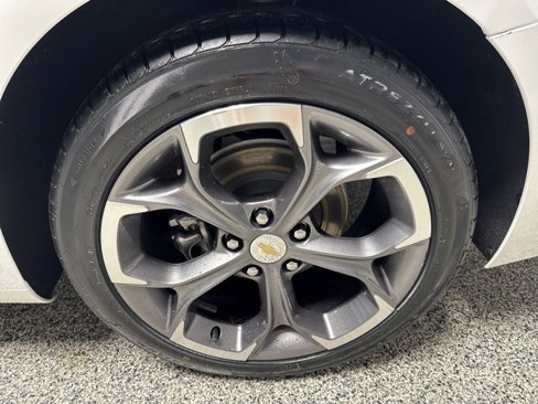 Used 2023 Chevrolet Malibu LT image 14