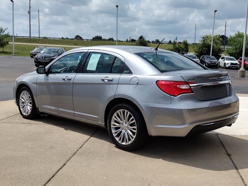 Used 2013 Chrysler 200 Touring image 14