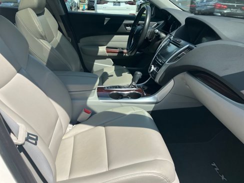 Used 2016 Acura TLX image 34