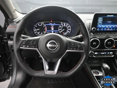Used 2025 Nissan Sentra SR w/ SR Premium Package image 6