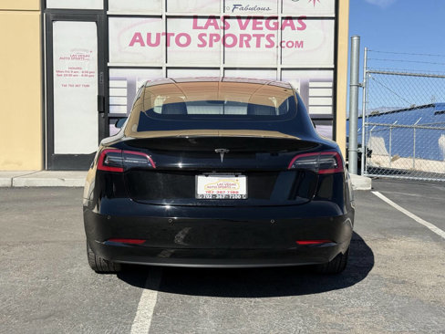 Used 2018 Tesla Model 3 Long Range image 6