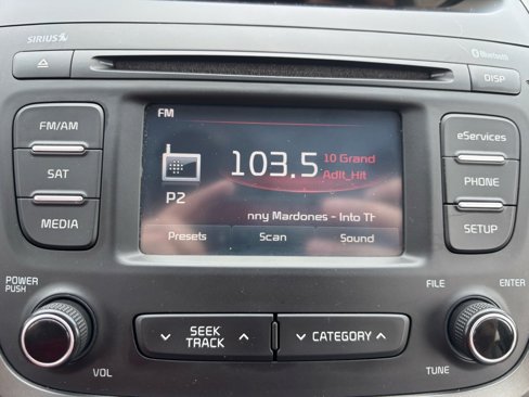 Used 2015 Kia Sorento LX image 30