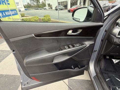 Used 2020 Kia Sorento LX image 14