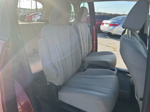 Used 2015 MAZDA MAZDA5 Sport image 15