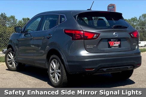 Used 2018 Nissan Rogue Sport S w/ S Appearance Package image 10