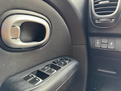 Used 2019 Kia Soul w/ Convenience Package image 34