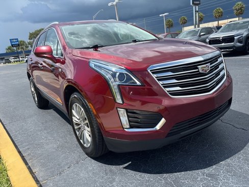 Used 2018 Cadillac XT5 Luxury w/ Driver Awareness Package image 7