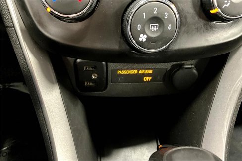 Used 2018 Chevrolet Trax LS image 14