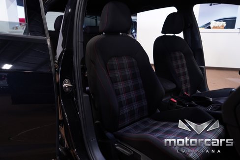 Used 2017 Volkswagen GTI S image 32