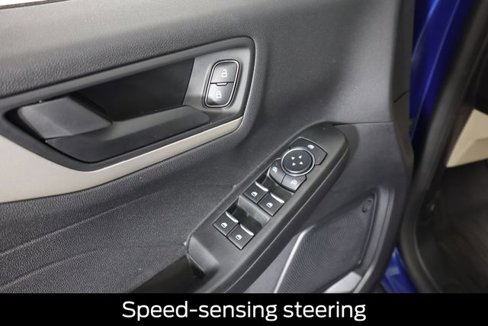 Used 2022 Ford Escape SE image 34