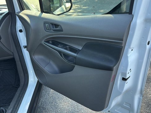Used 2019 Ford Transit Connect XL image 12
