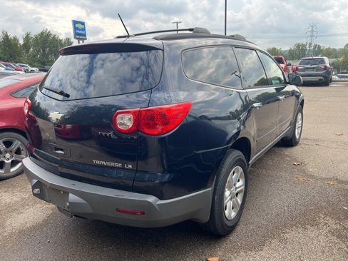 Used 2012 Chevrolet Traverse LS image 3
