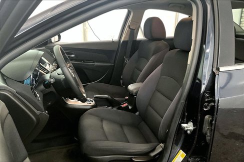 Used 2015 Chevrolet Cruze LT w/ RS Package image 24
