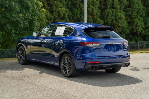 Used 2022 Maserati Levante Modena image 2