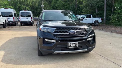 Used 2021 Ford Explorer XLT w/ Equipment Group 202A image 9